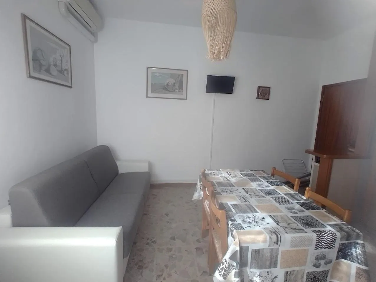 Appartamenti Frontespiaggia Cervia Apartment